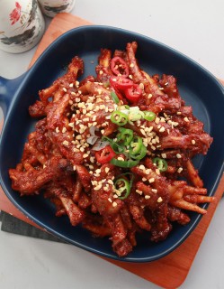 [쏘울반찬] 직화 매운 무뼈 닭발볶음 300g