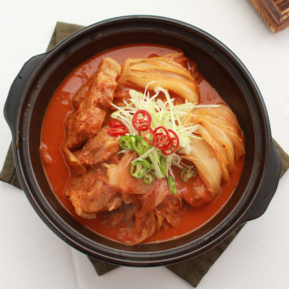 [쏘울반찬] 생돼지고기 김치찜 650g (2인분)