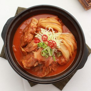 [쏘울반찬] 생돼지고기 김치찜 650g (2인분)