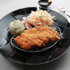 고메 바싹 튀겨낸 멘치 돈카츠  480g
