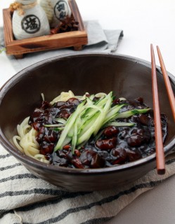 [밀키트] 짜장면 840g (2인분)