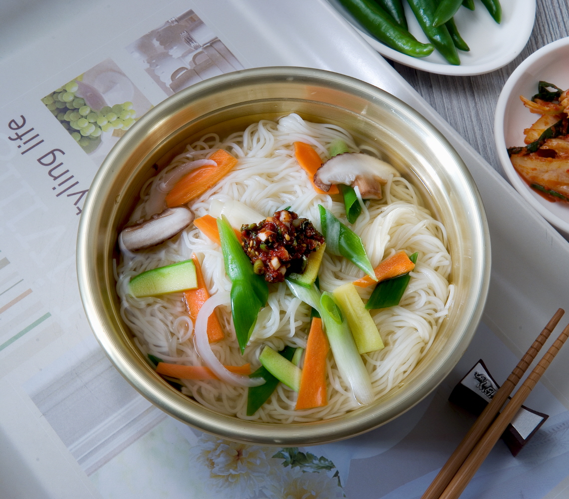 [밀키트] 잔치국수 1,200g (2인분)